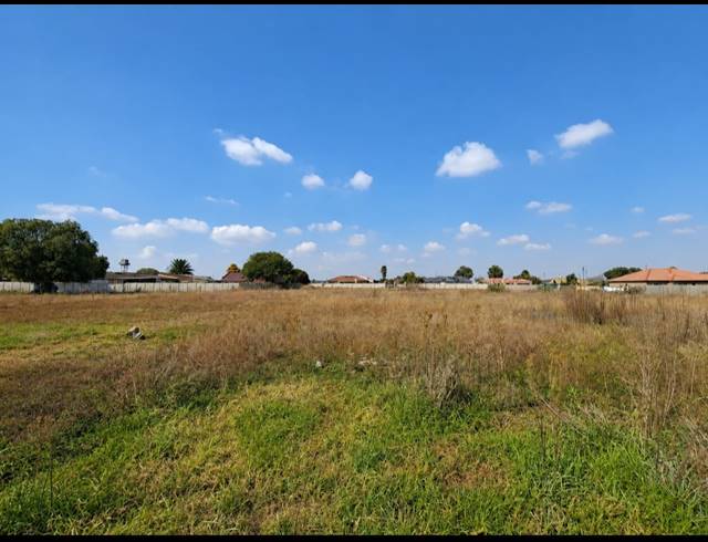 504M² VACANT LAND FOR SALE IN RIVERSDALE